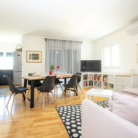 Feel City Near Beach Free Parking With Sea View Zadar Exteriör bild
