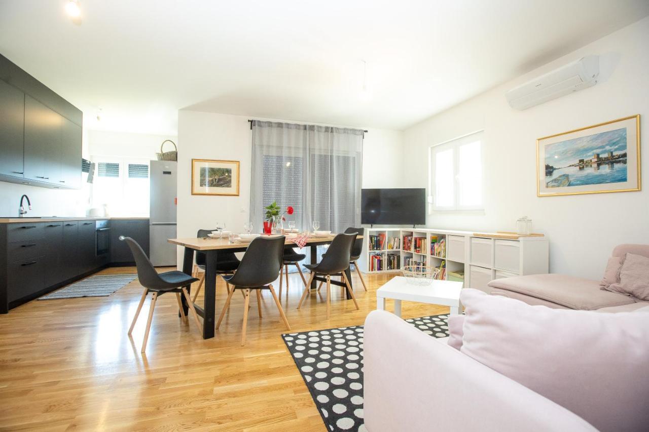 Feel City Near Beach Free Parking With Sea View Zadar Exteriör bild